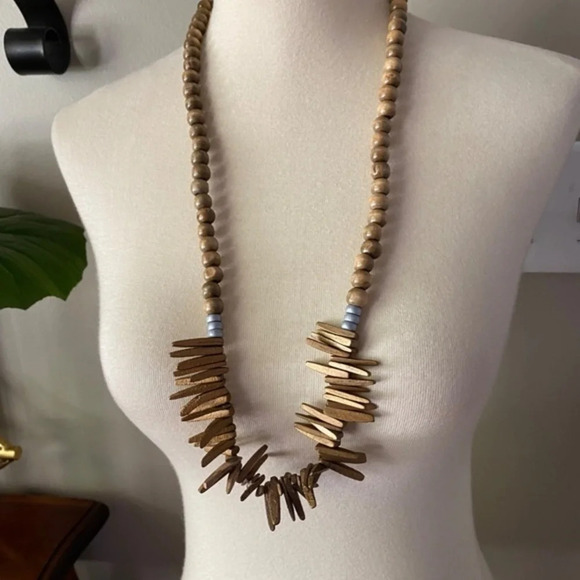 Bijou  Brown & Gold Barbados Statement Necklace - Picture 3 of 5